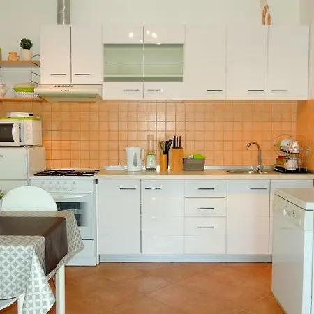 Apartamento Kalarossi